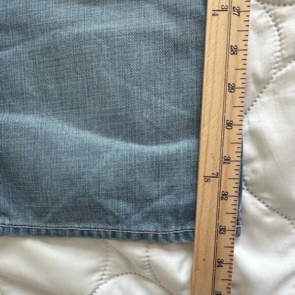 7 For All Mankind Light Wash Bootcut Jeans Distressed Size 29 - Picture 10 of 13